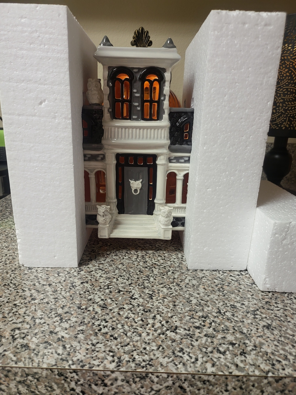 Bath & Body Works 2014 Gothic Owl Haunted House Luminary New In Box - Picture 11 of 15